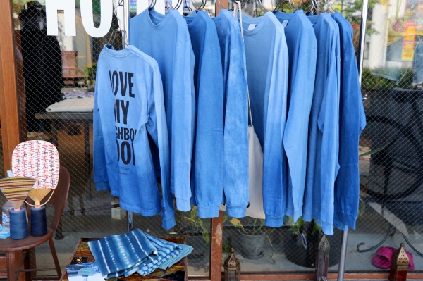 INDIGO DYE  -LOVE MY NEIGHBORHOOD-